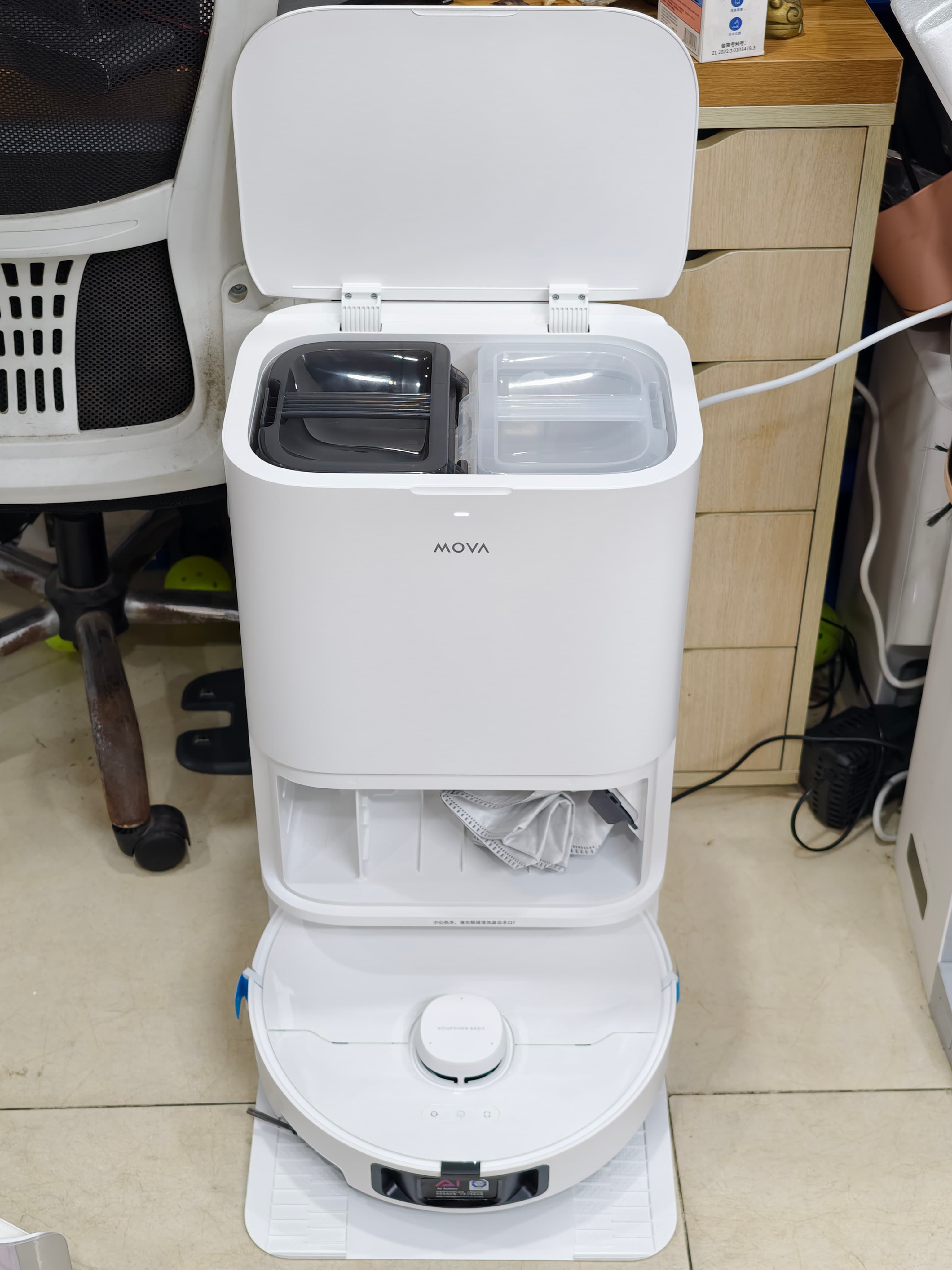 Robot Hút Bụi Lau Nhà Mova P10S Ultra Nội Địa – Xòe Khăn, Xòe Chổi, Giặt Nước Nóng 70°C, Tự Đổ Rác